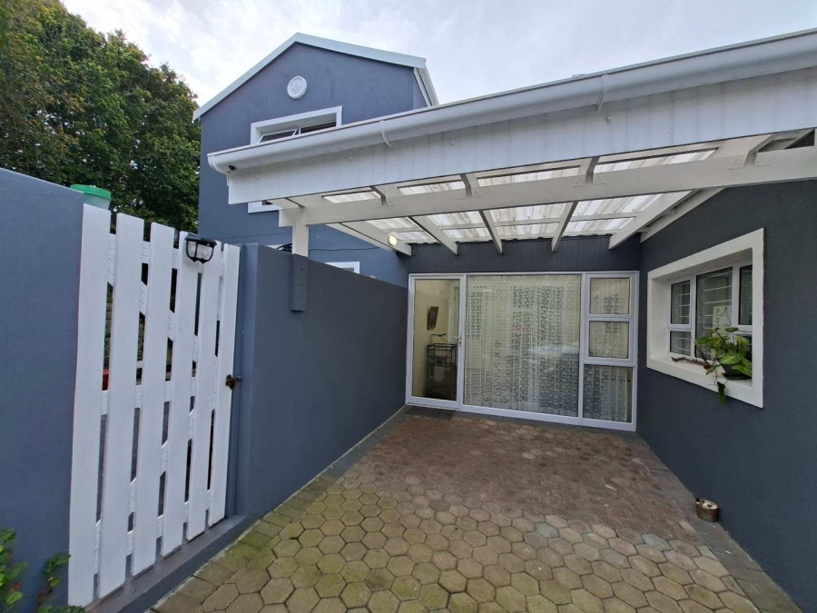 3 Bedroom Property for Sale in Dana Bay Western Cape